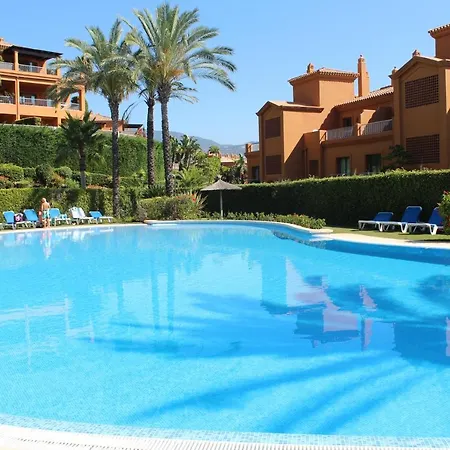 Benatalaya Apartment Estepona