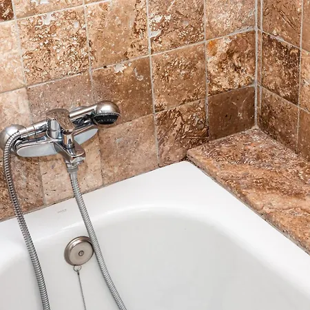 Benatalaya Apartamento Estepona