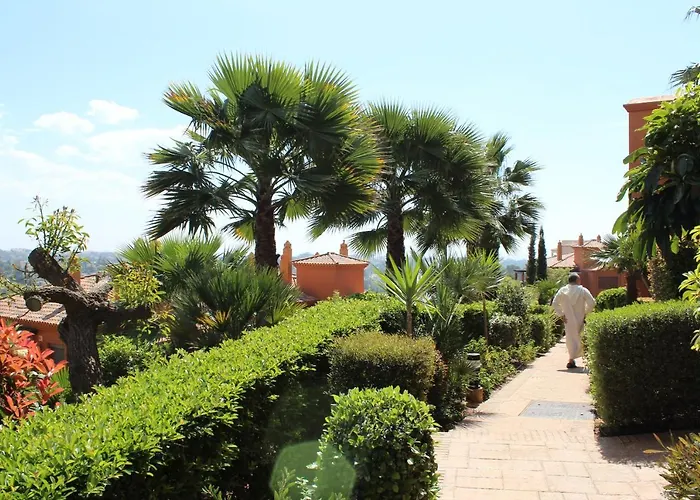 Benatalaya Apartment Estepona