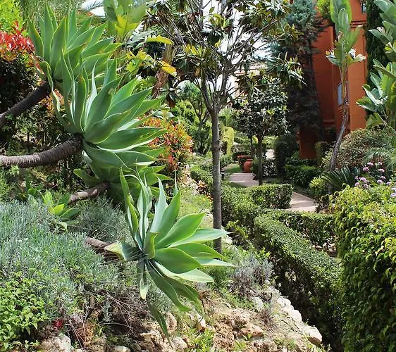 Benatalaya Apartment Estepona