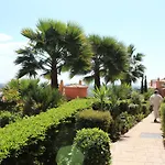 Benatalaya Apartment Estepona