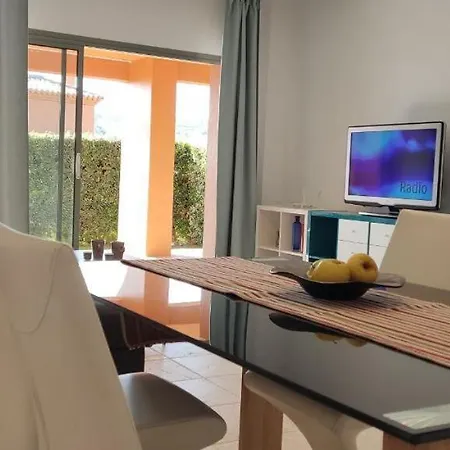 Benatalaya Apartamento Estepona