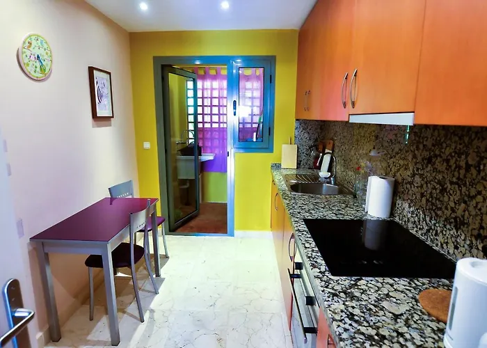 Benatalaya * Estepona